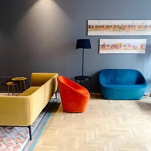 Hotel Re Sale